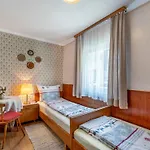 Elisabeth By Interhome *