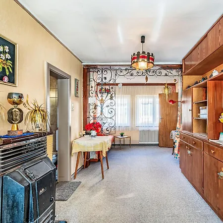 Semesterbostad Elisabeth By Interhome Mallnitz